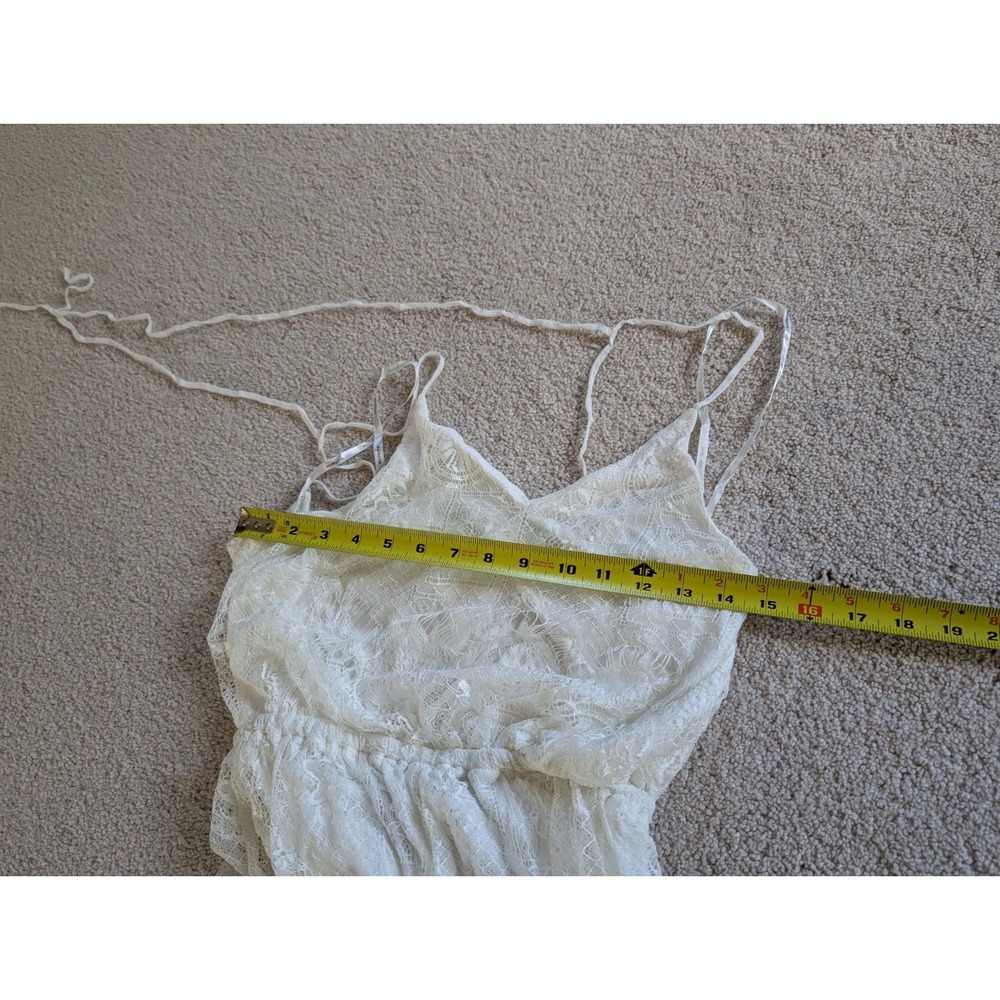 Minkpink Ivory White Lace Bodysuit Jumpsuit Size XS - Picture 13 of 13